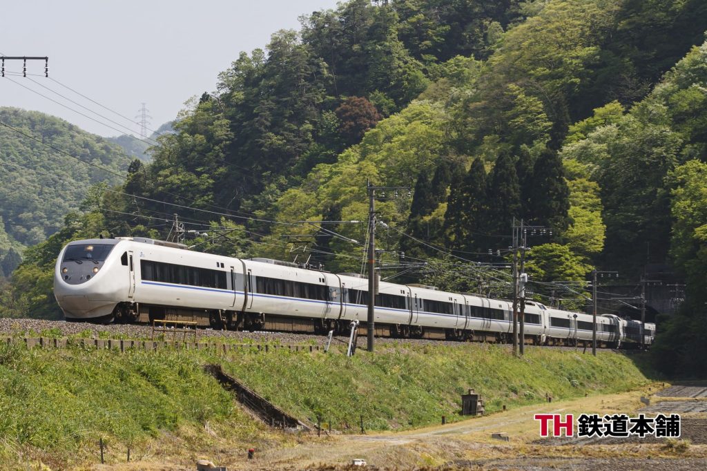 681系